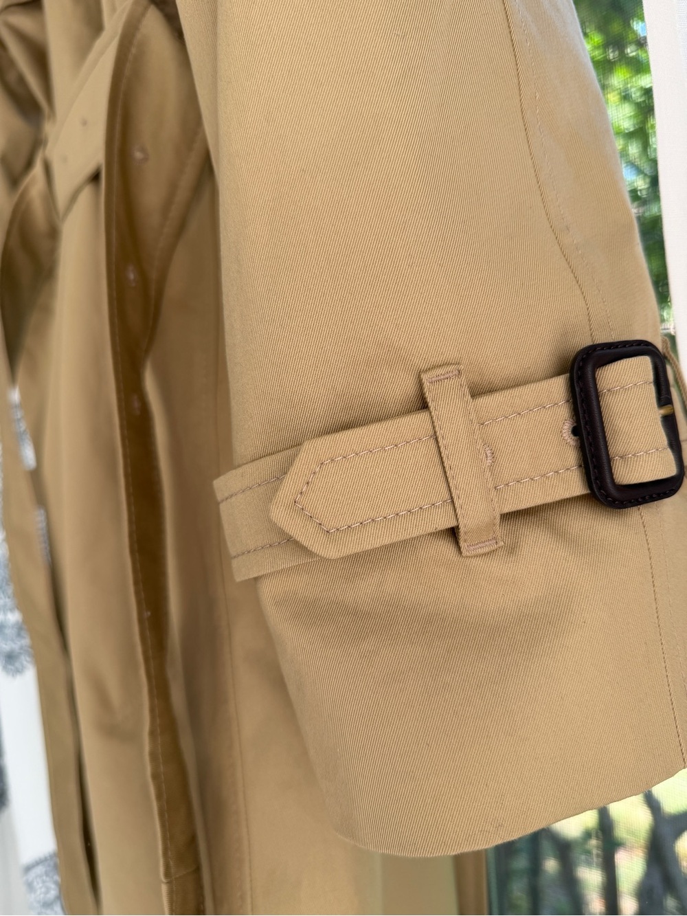 NEW Burberry Double-Breasted Long Castleford Trench Coat in Beige Cotton - Picture 9 of 16